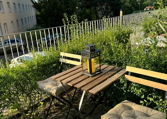Moderne Ferienwohnung Mit Terrasse