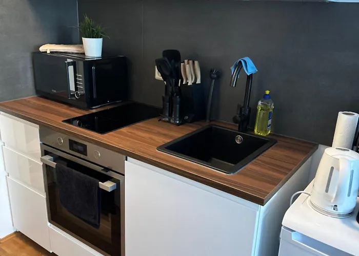 Moderne Ferienwohnung Mit Terrasse